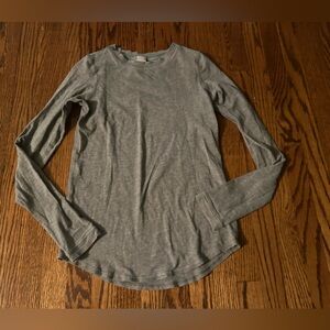 Ivivva size 7 classic grey long sleeve with thumb holes